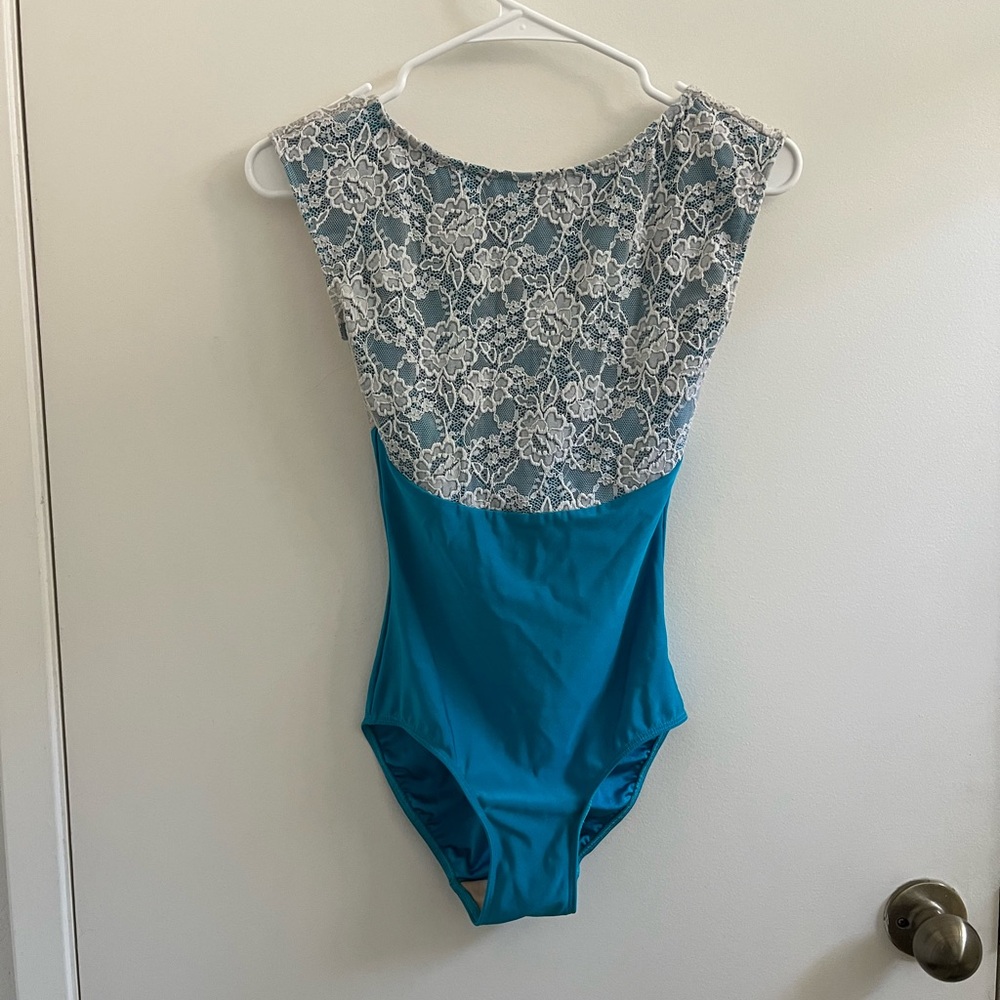 Eleve dancewear blue and white lace leotard
